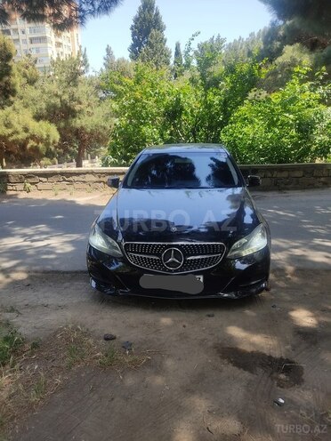 Mercedes E 220 d 2013, 320,470 km - 2.1 l - Bakı