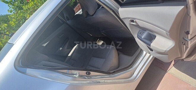 Honda Insight 2010, 390,000 km - 1.3 l - Astara