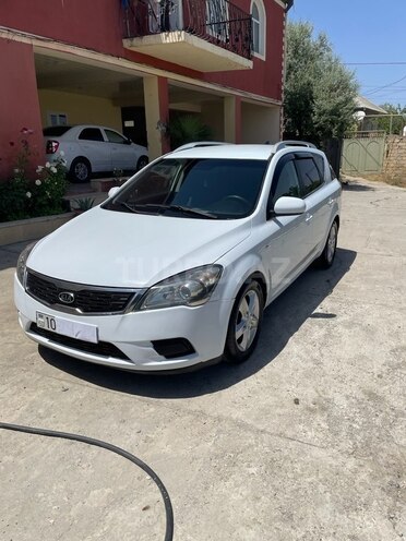 Kia Ceed 2010, 280,000 km - 1.6 л - Bakı