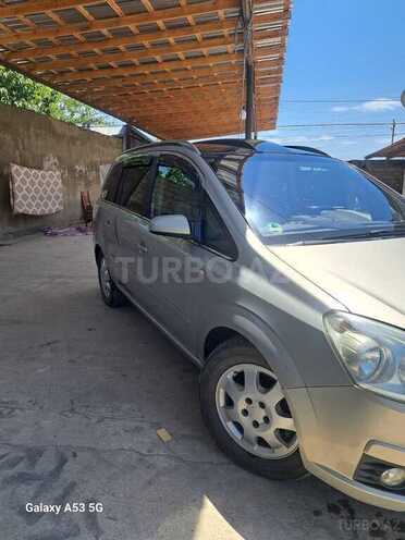 Opel Zafira 2006, 314,000 km - 1.9 l - Quba