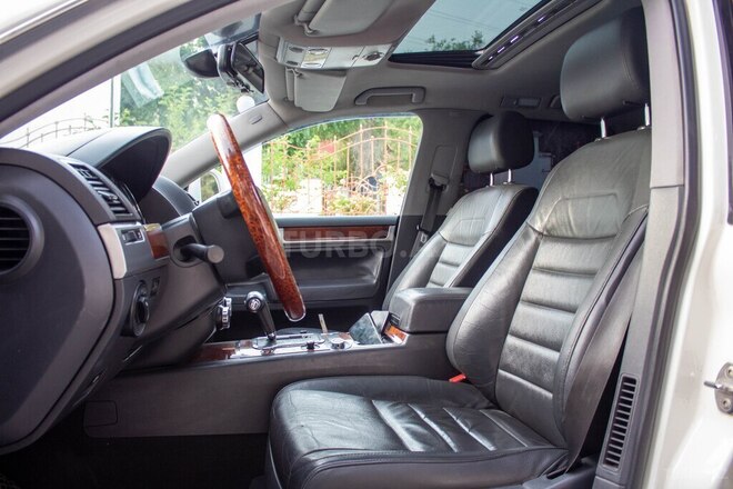 Volkswagen Touareg 2008, 180,000 km - 3.6 l - Bakı