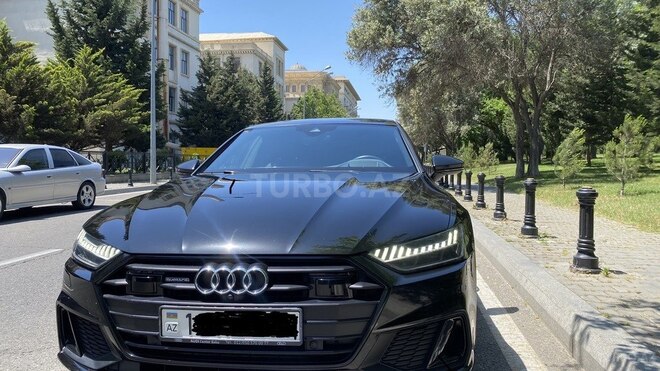 Audi A7 Sportback-1