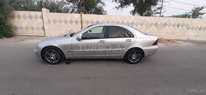 Mercedes C 220 d 2001, 470,000 km - 2.2 l - Bakı