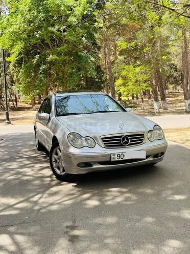 Mercedes C 240 2000, 328,765 km - 2.6 л - Sumqayıt