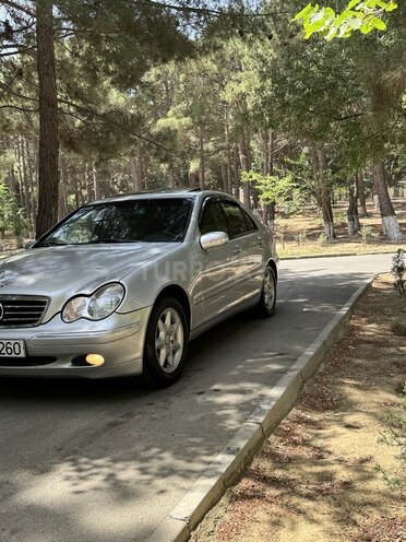 Mercedes C 240 2000, 328,765 km - 2.6 л - Sumqayıt