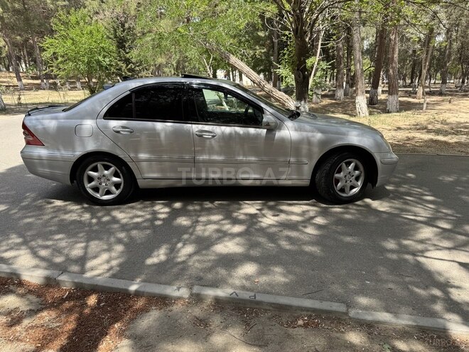 Mercedes C 240 2000, 328,765 km - 2.6 л - Sumqayıt