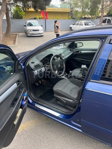Opel Astra 2004, 265,000 km - 1.4 l - Bakı