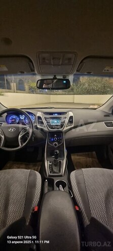 Hyundai Elantra 2015, 106,000 km - 1.8 л - Bakı