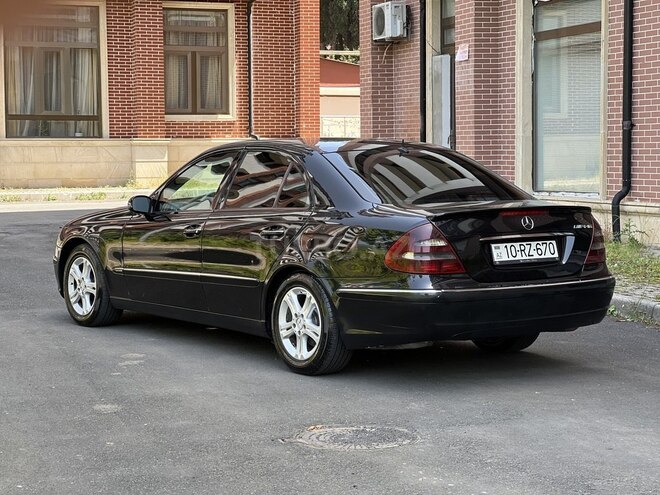 Mercedes E 270 2002, 484,851 km - 2.7 l - Zaqatala