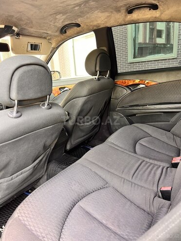 Mercedes E 270 2002, 484,851 km - 2.7 l - Zaqatala