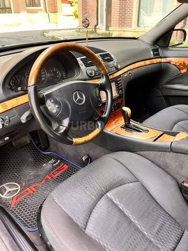 Mercedes E 270 2002, 484,851 km - 2.7 l - Zaqatala