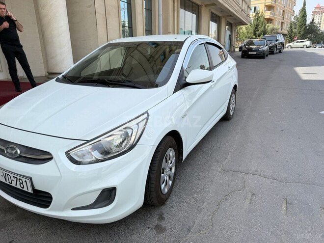 Hyundai Accent 2015, 86,000 km - 1.4 л - Bakı