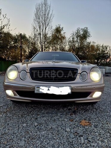 Mercedes E 220 d 2003, 393,058 km - 2.2 l - Ucar
