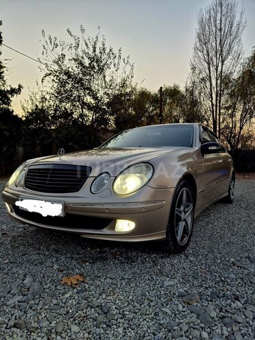 Mercedes E 220 d 2003, 393,058 km - 2.2 l - Ucar