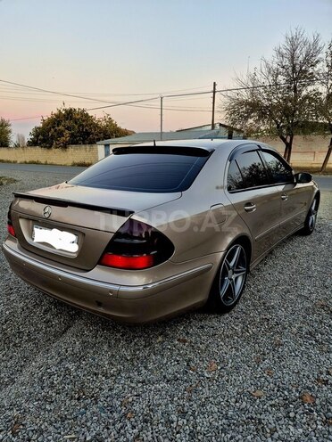 Mercedes E 220 d 2003, 393,058 km - 2.2 l - Ucar