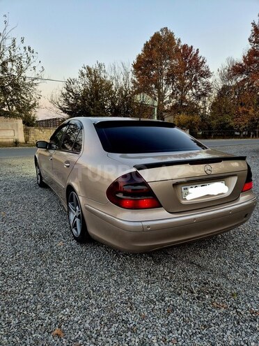 Mercedes E 220 d 2003, 393,058 km - 2.2 l - Ucar