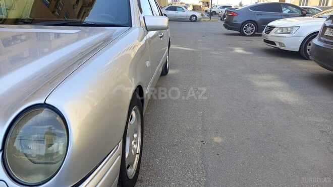 Mercedes E 230 1995, 403,000 km - 2.3 л - Bakı