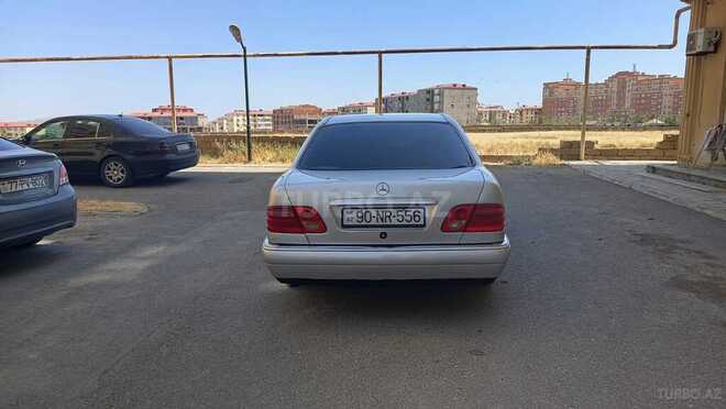 Mercedes E 230 1995, 403,000 km - 2.3 л - Bakı
