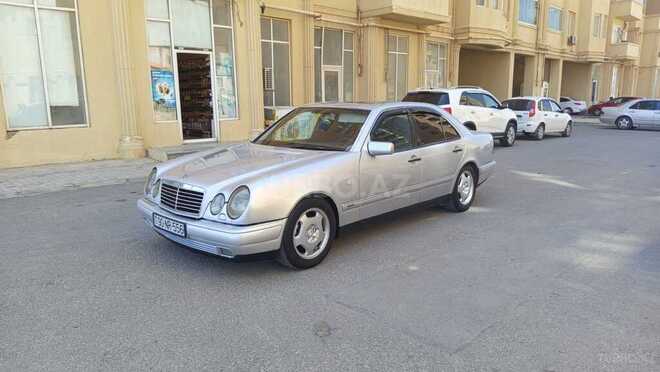 Mercedes E 230 1995, 403,000 km - 2.3 л - Bakı