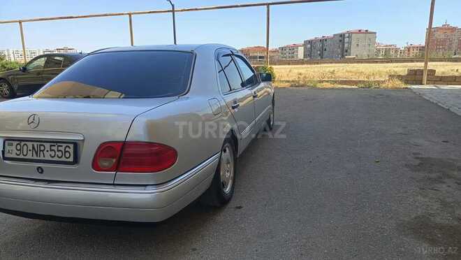 Mercedes E 230 1995, 403,000 km - 2.3 л - Bakı