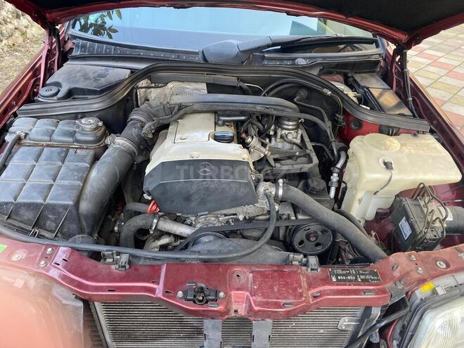 Mercedes C 200 1999, 425,400 km - 2.0 л - Zaqatala