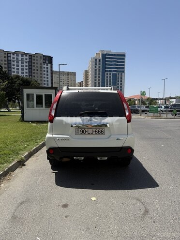 Nissan X-Trail 2013, 197,000 km - 2.5 л - Bakı