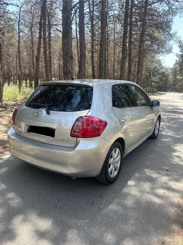Toyota Corolla 2009, 319,200 km - 1.4 l - Bakı