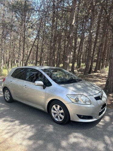 Toyota Corolla 2009, 319,200 km - 1.4 l - Bakı