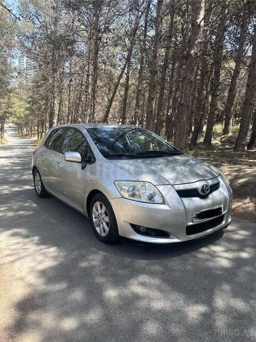 Toyota Corolla 2009, 319,200 km - 1.4 l - Bakı