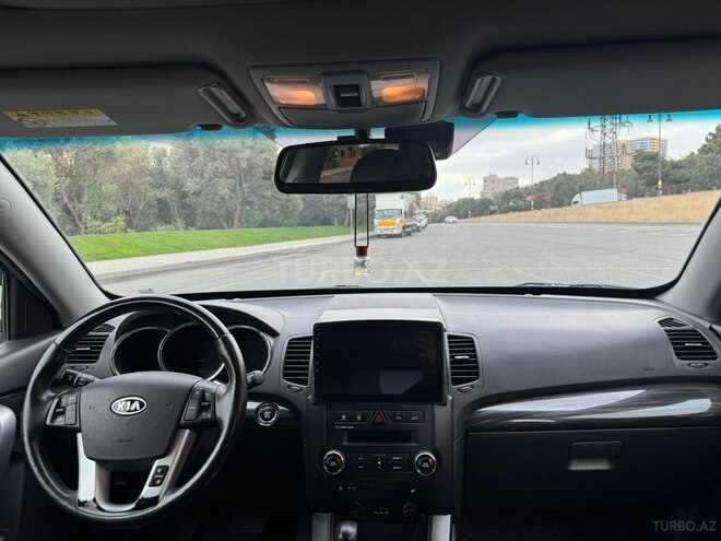 Kia Sorento-4