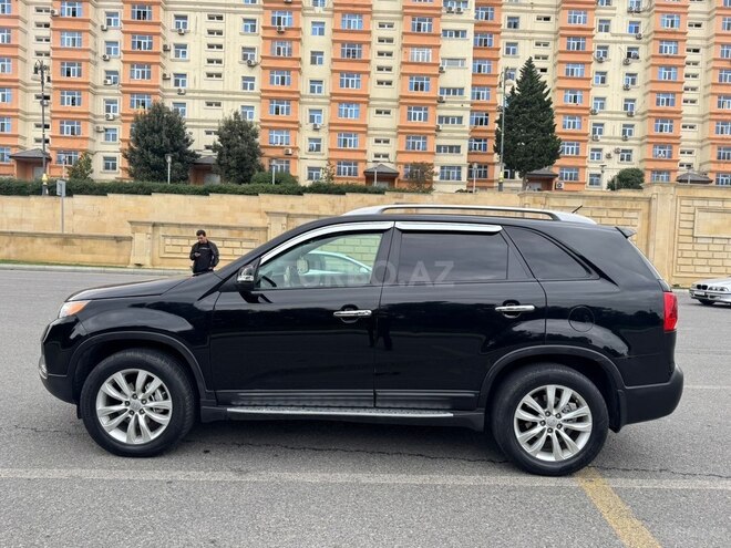 Kia Sorento-11
