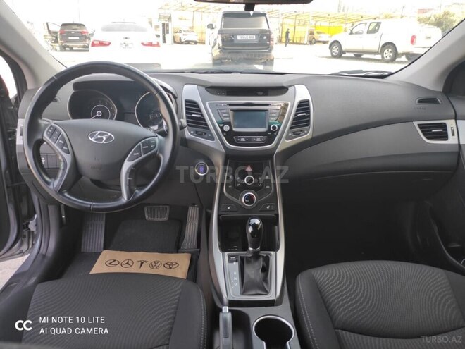Hyundai Elantra 2015, 104,607 km - 1.8 l - Xırdalan