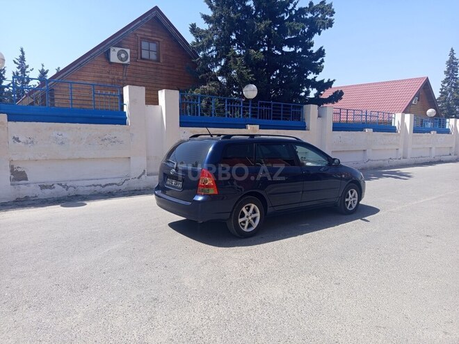 Toyota Corolla 2006, 258,000 km - 1.4 l - Şirvan