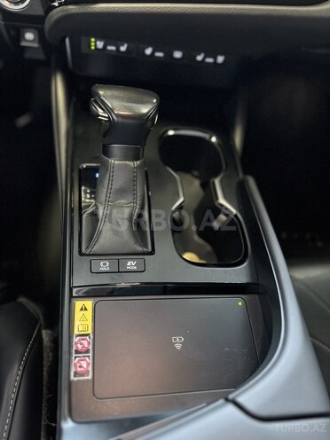 Lexus ES 300h 2023, 71,000 km - 2.5 l - Bakı