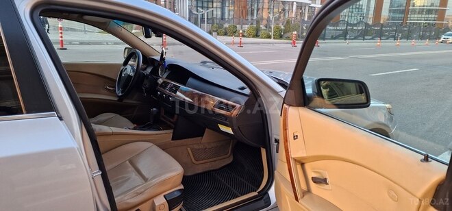 BMW 530 2004, 303,000 km - 2.5 l - Bakı