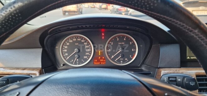 BMW 530 2004, 303,000 km - 2.5 l - Bakı