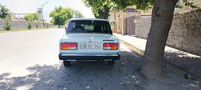 LADA (VAZ) 2107 2006, 95,000 km - 1.6 l - Qax
