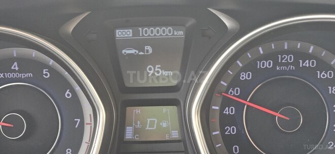Hyundai Elantra 2013, 100,000 km - 1.8 l - Bakı