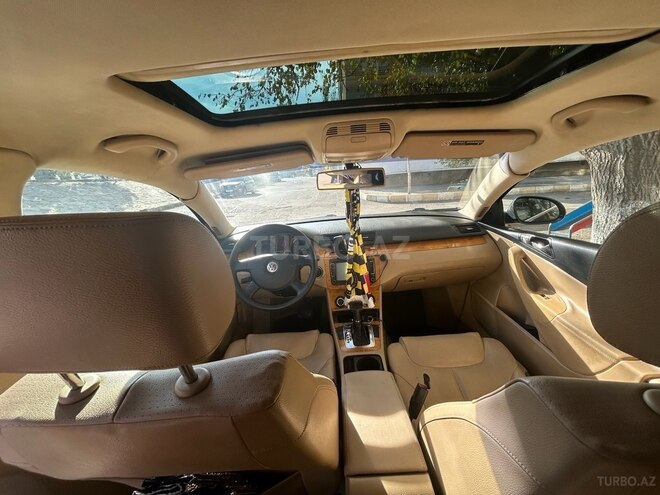 Volkswagen Passat 2005, 209,110 km - 2.0 л - Naxçıvan