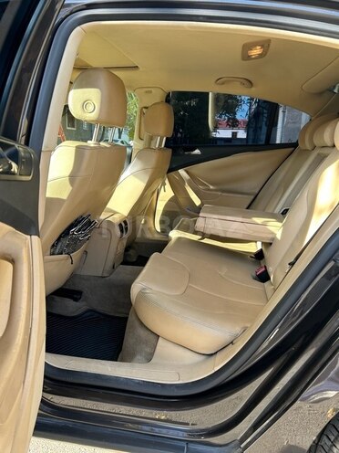 Volkswagen Passat 2005, 209,110 km - 2.0 л - Naxçıvan