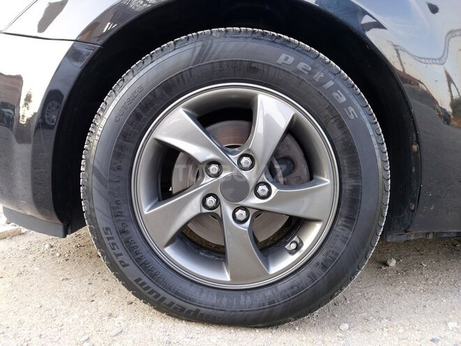 Kia  2008, 337,000 km - 1.6 л - Bakı