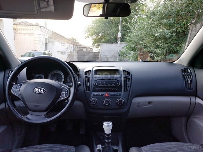 Kia  2008, 337,000 km - 1.6 л - Bakı