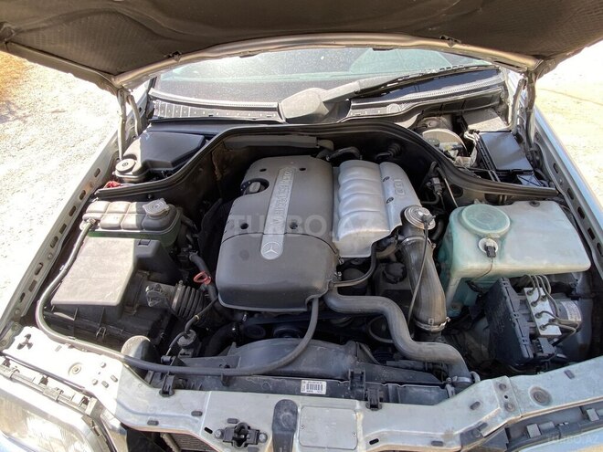 Mercedes C 220 d 2000, 331,000 km - 2.2 l - Bakı