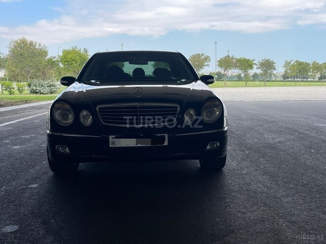 Mercedes E 240 2004, 282,000 km - 2.6 l - Bakı