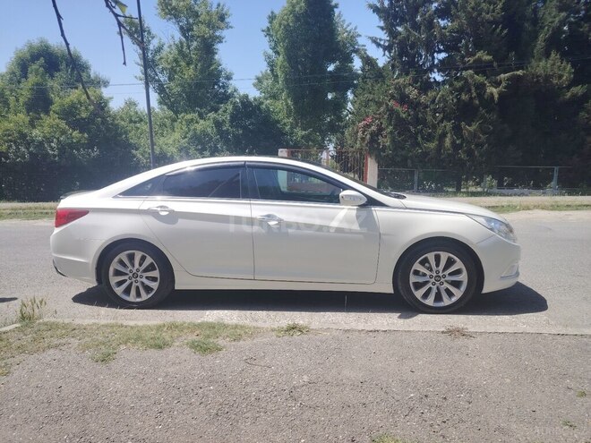 Hyundai Sonata 2010, 330,000 km - 2.4 l - İsmayıllı