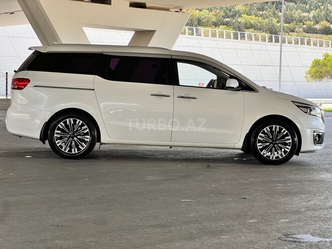 Kia Carnival 2017, 261,200 km - 2.2 l - Bakı