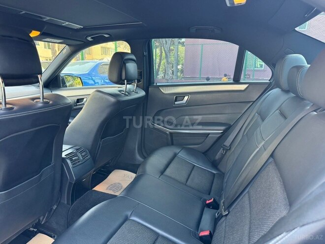 Mercedes E 220 d 2013, 213,000 km - 2.2 л - Bakı