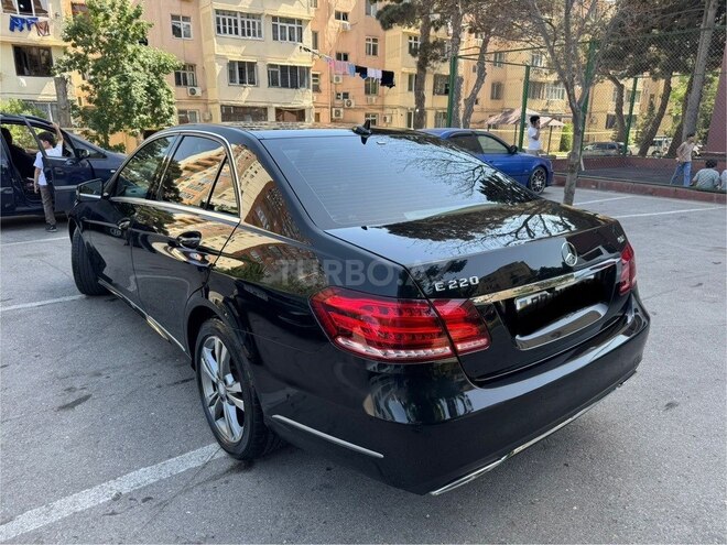 Mercedes E 220 d 2013, 213,000 km - 2.2 л - Bakı