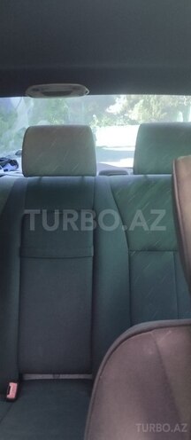 Mercedes E 320 2001, 236,000 km - 3.2 l - Bakı