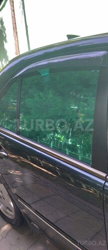 Mercedes E 320 2001, 236,000 km - 3.2 l - Bakı